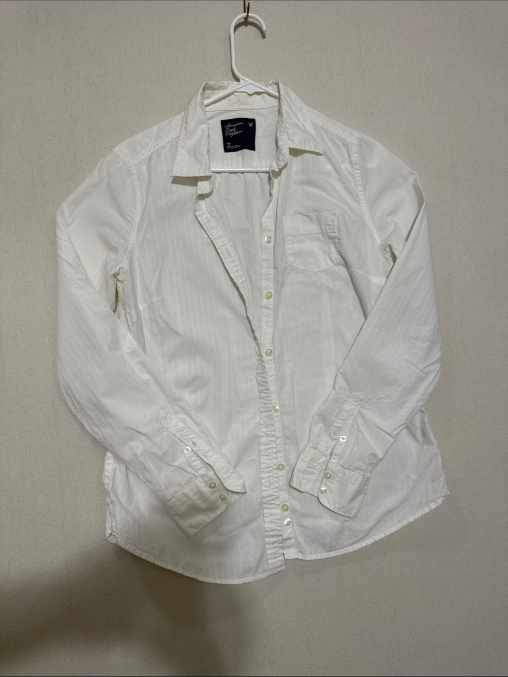 American Eagle Outfitters Women's White Button-Down Shirt